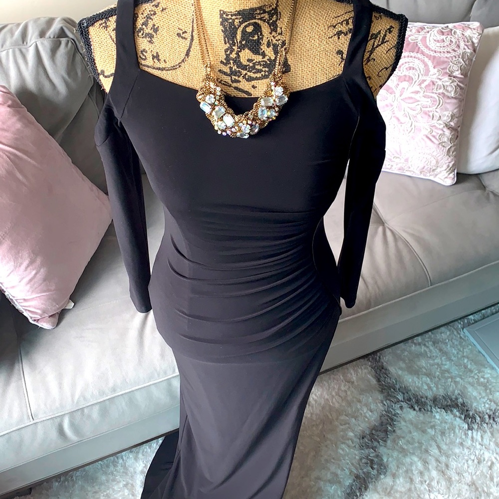 NWOT Sexy cold shoulder gown